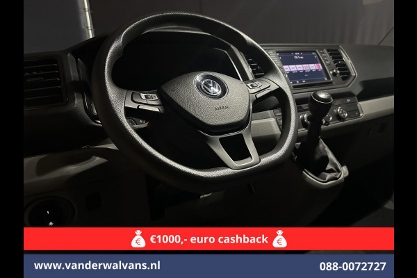 Volkswagen Crafter 2.0 TDI 177pk L3H3 L2H2 Euro6 Airco | Massagestoel | Camera | Navigatie | Apple Carplay Android Auto, Cruisecontrol, Chauffeursstoel, 3000kg trekvermogen
