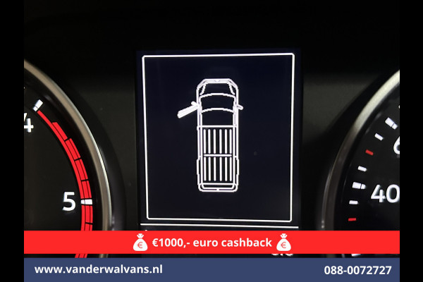 Volkswagen Crafter 2.0 TDI 177pk L3H3 L2H2 Euro6 Airco | Massagestoel | Camera | Navigatie | Apple Carplay Android Auto, Cruisecontrol, Chauffeursstoel, 3000kg trekvermogen