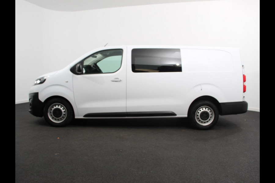 Opel Vivaro 2.0 CDTI Automaat 145 pk L3H1 Dubbele Cabine | Navigatie | Trekhaak | Airco | Parkeer sensoren | Betimmering Opel Vivaro 2.0 CDTI Automaat 145 pk L3H1 Dubbele Cabine | Navigatie | Trekhaak | Airco | Parkeer sensoren | Betimmering