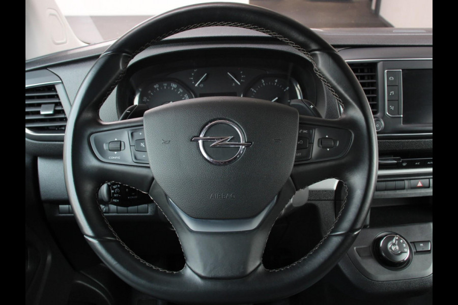 Opel Vivaro 2.0 CDTI Automaat 145 pk L3H1 Dubbele Cabine | Navigatie | Trekhaak | Airco | Parkeer sensoren | Betimmering Opel Vivaro 2.0 CDTI Automaat 145 pk L3H1 Dubbele Cabine | Navigatie | Trekhaak | Airco | Parkeer sensoren | Betimmering
