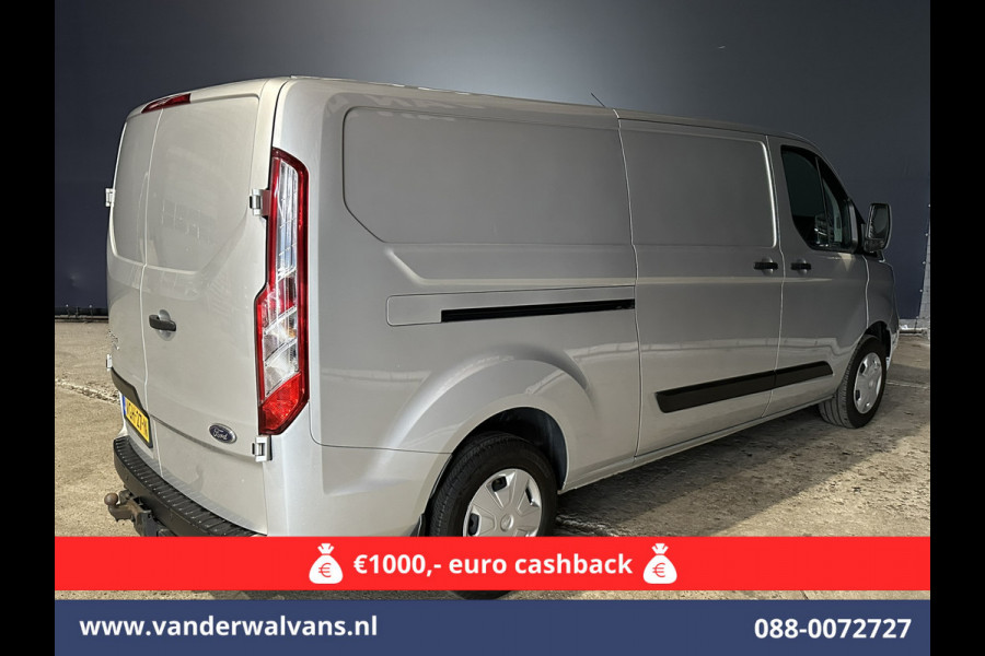 Ford Transit Custom 2.0 TDCI 130pk L2H1 Euro6 *Rijklaar Direct Rijden* Airco | Navigatie | LED | Cruisecontrol | 2800kg Trekhaak Android Auto, Verwarmde voorruit, Parkeersensoren, Bijrijdersbank Ford Transit Custom 2.0 TDCI 130pk L2H1 Euro6 *Rijklaar Direct Rijden* Airco | Navigatie | LED | Cruisecontrol | 2800kg Trekhaak Android Auto, Verwarmde voorruit, Parkeersensoren, Bijrijdersbank