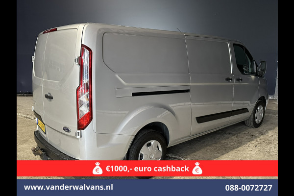 Ford Transit Custom 2.0 TDCI 130pk L2H1 Euro6 *Rijklaar Direct Rijden* Airco | Navigatie | LED | Cruisecontrol | 2800kg Trekhaak Android Auto, Verwarmde voorruit, Parkeersensoren, Bijrijdersbank Ford Transit Custom 2.0 TDCI 130pk L2H1 Euro6 *Rijklaar Direct Rijden* Airco | Navigatie | LED | Cruisecontrol | 2800kg Trekhaak Android Auto, Verwarmde voorruit, Parkeersensoren, Bijrijdersbank