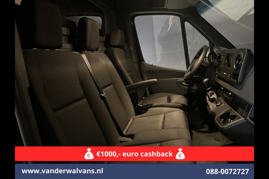 Mercedes-Benz Sprinter 317 CDI 170pk L3H2 Euro6 Airco | Camera | Apple Carplay | Android Auto Cruisecontrol, Parkeersensoren, Stoelverwarming, Bijrijdersbank, MBUX