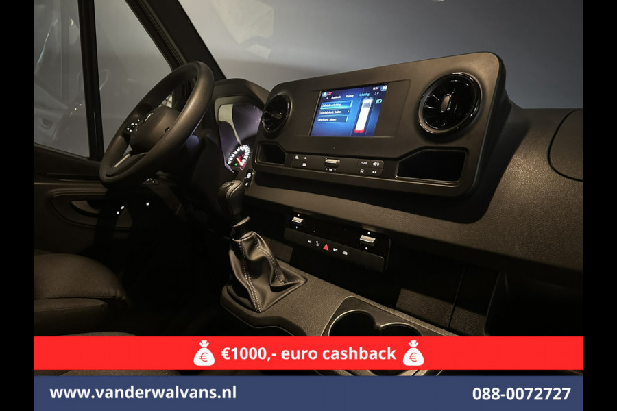 Mercedes-Benz Sprinter 317 CDI 170pk L3H2 Euro6 Airco | Camera | Apple Carplay | Android Auto Cruisecontrol, Parkeersensoren, Stoelverwarming, Bijrijdersbank, MBUX