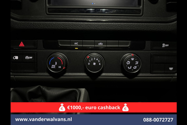 Volkswagen Crafter 2.0 TDI 141pk L3H3 L2H2 Euro6 Airco | Navigatie | Apple Carplay | Cruisecontrol Android Auto, Bijrijdersbank, 3000kg trekvermogen, zilver Volkswagen Crafter 2.0 TDI 141pk L3H3 L2H2 Euro6 Airco | Navigatie | Apple Carplay | Cruisecontrol Android Auto, Bijrijdersbank, 3000kg trekvermogen, zilver