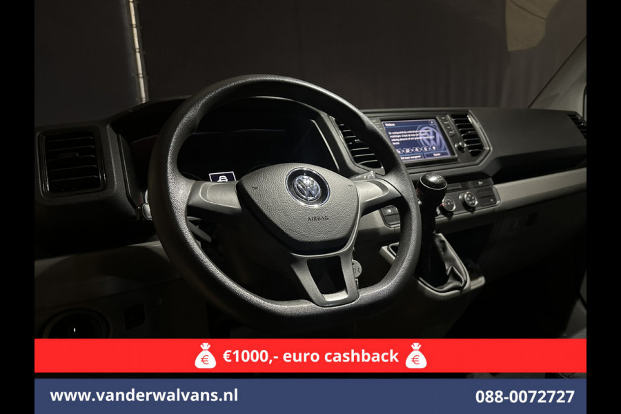 Volkswagen Crafter 2.0 TDI 141pk L3H3 L2H2 Euro6 Airco | Navigatie | Apple Carplay | Cruisecontrol Android Auto, Bijrijdersbank, 3000kg trekvermogen, zilver Volkswagen Crafter 2.0 TDI 141pk L3H3 L2H2 Euro6 Airco | Navigatie | Apple Carplay | Cruisecontrol Android Auto, Bijrijdersbank, 3000kg trekvermogen, zilver
