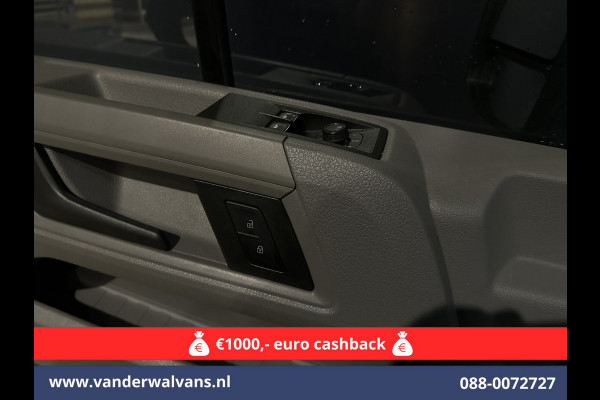 Volkswagen Crafter 2.0 TDI 141pk L3H3 L2H2 Euro6 Airco | Navigatie | Apple Carplay | Cruisecontrol Android Auto, Bijrijdersbank, 3000kg trekvermogen, zilver Volkswagen Crafter 2.0 TDI 141pk L3H3 L2H2 Euro6 Airco | Navigatie | Apple Carplay | Cruisecontrol Android Auto, Bijrijdersbank, 3000kg trekvermogen, zilver