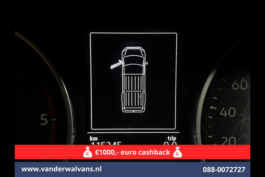 Volkswagen Crafter 2.0 TDI 141pk L3H3 L2H2 Euro6 Airco | Navigatie | Apple Carplay | Cruisecontrol Android Auto, Bijrijdersbank, 3000kg trekvermogen, zilver Volkswagen Crafter 2.0 TDI 141pk L3H3 L2H2 Euro6 Airco | Navigatie | Apple Carplay | Cruisecontrol Android Auto, Bijrijdersbank, 3000kg trekvermogen, zilver