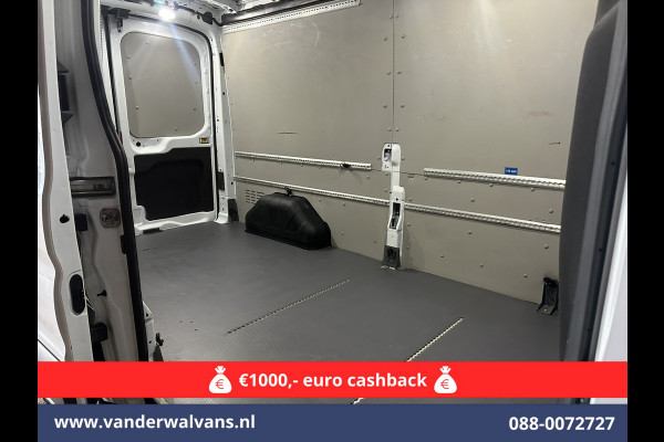 Ford Transit 2.0 TDCI 130pk L3H2 Euro6 Airco | Camera | Navigatie | Apple Carplay | Android Auto Cruisecontrol, Stoelverwarming, Parkeersensoren, Verwarmde voorruit, Bijrijdersbank