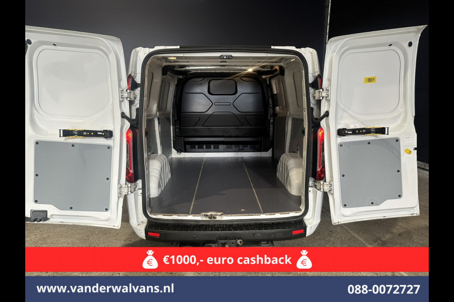 Ford Transit Custom 2.0 TDCI Automaat L1H1 Euro6 Airco | Apple Carplay | Camera | Cruisecontrol | Trekhaak parkeersensoren, verwarmde voorruit Ford Transit Custom 2.0 TDCI Automaat L1H1 Euro6 Airco | Apple Carplay | Camera | Cruisecontrol | Trekhaak parkeersensoren, verwarmde voorruit