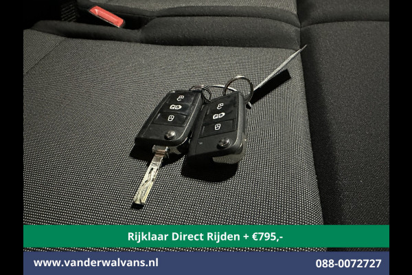 Volkswagen Crafter 2.0 TDI 140pk L3H3 L2H2 Euro6 *Rijklaar Direct Rijden* Airco | Navigatie | Apple Carplay | Android Auto | Cruisecontrol Bijrijdersbank, 3000kg trekvermogen, zilver
