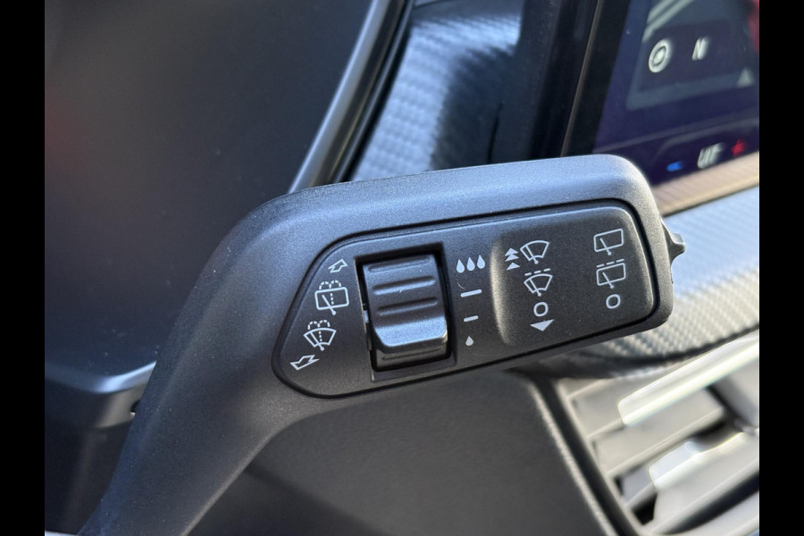 Ford Kuga 2.5 FHEV ST-Line X 190pk | Driver Assistance Pack | Technology Pack | Winterpack | Panoramadak | All Weather banden | Geen stekker nodig Ford Kuga 2.5 FHEV ST-Line X 190pk | Driver Assistance Pack | Technology Pack | Winterpack | Panoramadak | All Weather banden | Geen stekker nodig