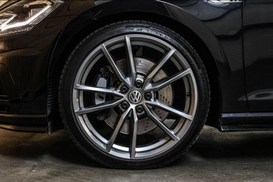 Volkswagen Golf 2.0 TSI 4Motion R *Pano*Dynaudio*Keyless*1e eigenaar* Volkswagen Golf 2.0 TSI 4Motion R *Pano*Dynaudio*Keyless*1e eigenaar*