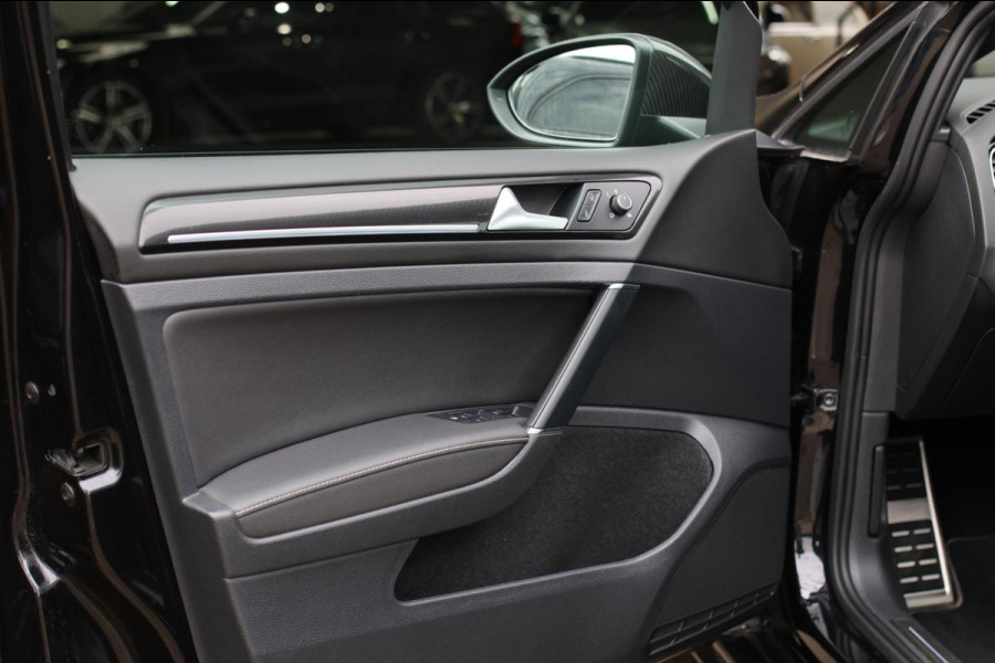 Volkswagen Golf 2.0 TSI 4Motion R *Pano*Dynaudio*Keyless*1e eigenaar* Volkswagen Golf 2.0 TSI 4Motion R *Pano*Dynaudio*Keyless*1e eigenaar*