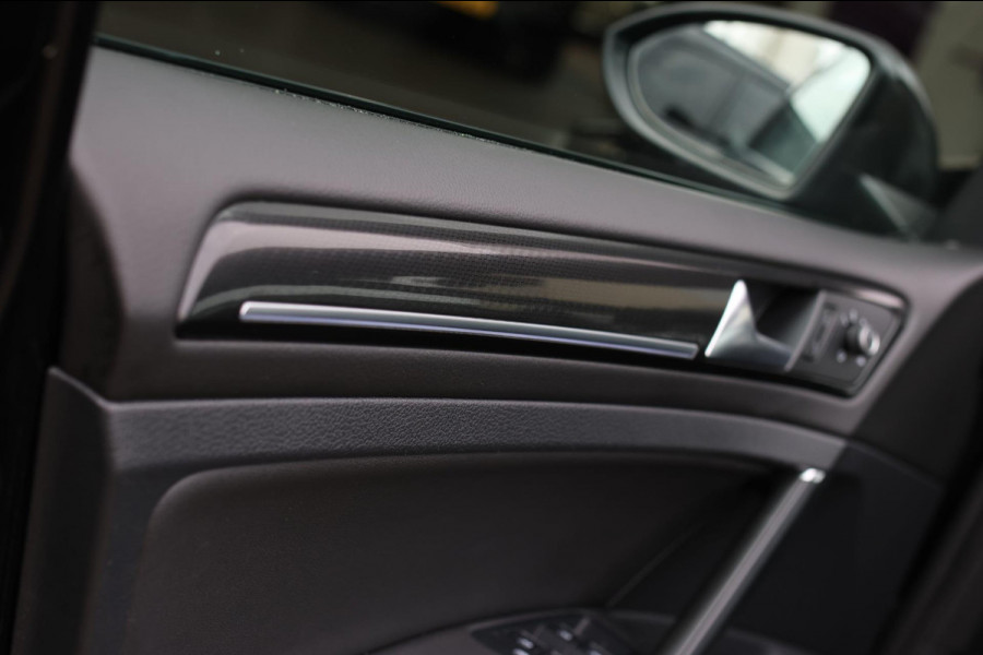 Volkswagen Golf 2.0 TSI 4Motion R *Pano*Dynaudio*Keyless*1e eigenaar* Volkswagen Golf 2.0 TSI 4Motion R *Pano*Dynaudio*Keyless*1e eigenaar*