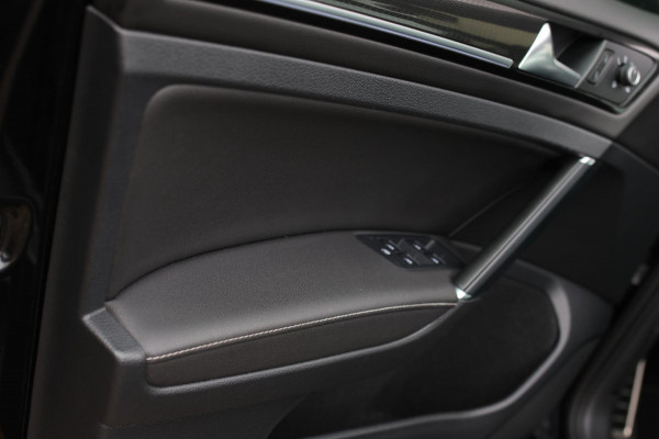 Volkswagen Golf 2.0 TSI 4Motion R *Pano*Dynaudio*Keyless*1e eigenaar* Volkswagen Golf 2.0 TSI 4Motion R *Pano*Dynaudio*Keyless*1e eigenaar*