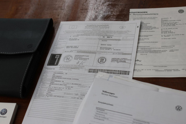 Volkswagen Golf 2.0 TSI 4Motion R *Pano*Dynaudio*Keyless*1e eigenaar* Volkswagen Golf 2.0 TSI 4Motion R *Pano*Dynaudio*Keyless*1e eigenaar*