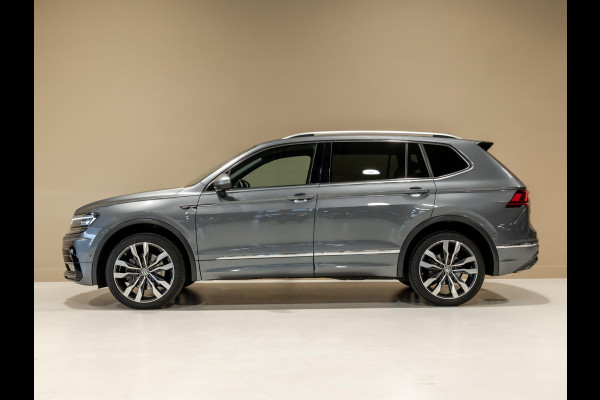Volkswagen Tiguan Allspace 2.0 TSI 4Motion 3x R-Line 7 persoons / 220pk / Panorama dak / Trekhaak / Stoelverwarming / Volkswagen Tiguan Allspace 2.0 TSI 4Motion 3x R-Line 7 persoons / 220pk / Panorama dak / Trekhaak / Stoelverwarming /