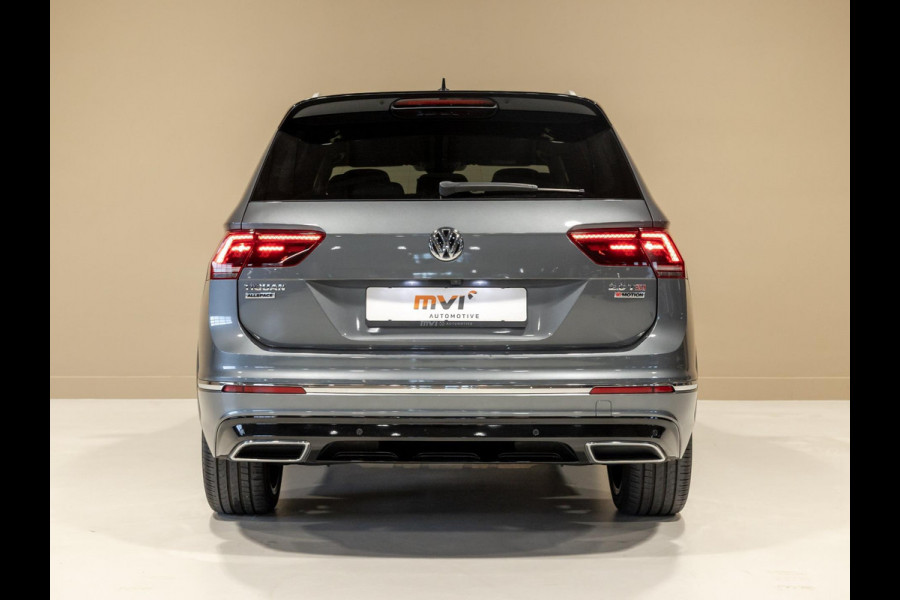 Volkswagen Tiguan Allspace 2.0 TSI 4Motion 3x R-Line 7 persoons / 220pk / Panorama dak / Trekhaak / Stoelverwarming / Volkswagen Tiguan Allspace 2.0 TSI 4Motion 3x R-Line 7 persoons / 220pk / Panorama dak / Trekhaak / Stoelverwarming /
