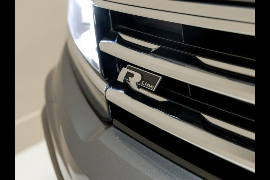 Volkswagen Tiguan Allspace 2.0 TSI 4Motion 3x R-Line 7 persoons / 220pk / Panorama dak / Trekhaak / Stoelverwarming / Volkswagen Tiguan Allspace 2.0 TSI 4Motion 3x R-Line 7 persoons / 220pk / Panorama dak / Trekhaak / Stoelverwarming /