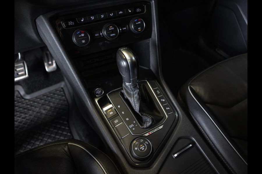 Volkswagen Tiguan Allspace 2.0 TSI 4Motion 3x R-Line 7 persoons / 220pk / Panorama dak / Trekhaak / Stoelverwarming / Volkswagen Tiguan Allspace 2.0 TSI 4Motion 3x R-Line 7 persoons / 220pk / Panorama dak / Trekhaak / Stoelverwarming /