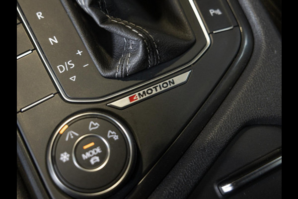 Volkswagen Tiguan Allspace 2.0 TSI 4Motion 3x R-Line 7 persoons / 220pk / Panorama dak / Trekhaak / Stoelverwarming / Volkswagen Tiguan Allspace 2.0 TSI 4Motion 3x R-Line 7 persoons / 220pk / Panorama dak / Trekhaak / Stoelverwarming /