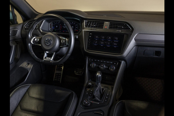 Volkswagen Tiguan Allspace 2.0 TSI 4Motion 3x R-Line 7 persoons / 220pk / Panorama dak / Trekhaak / Stoelverwarming / Volkswagen Tiguan Allspace 2.0 TSI 4Motion 3x R-Line 7 persoons / 220pk / Panorama dak / Trekhaak / Stoelverwarming /
