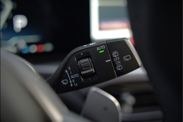 BMW 3 Serie Touring 330i xDrive High Excecutive M Sport | M Performance | Stoelverwarming | Camera | Navigatie | Parkeersensoren | Apple Carplay | Keyless | HIFI | Adaptive Cruise Control | DAB | LED | BTW | Fabrieksgarantie