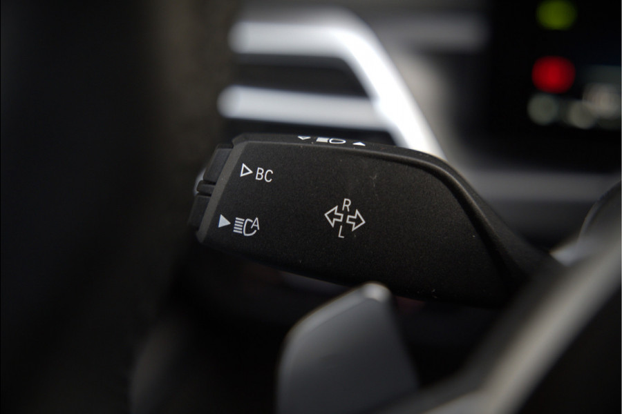 BMW 3 Serie Touring 330i xDrive High Excecutive M Sport | M Performance | Stoelverwarming | Camera | Navigatie | Parkeersensoren | Apple Carplay | Keyless | HIFI | Adaptive Cruise Control | DAB | LED | BTW | Fabrieksgarantie