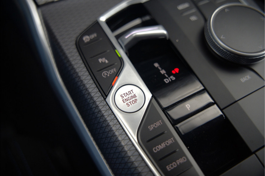 BMW 3 Serie Touring 330i xDrive High Excecutive M Sport | M Performance | Stoelverwarming | Camera | Navigatie | Parkeersensoren | Apple Carplay | Keyless | HIFI | Adaptive Cruise Control | DAB | LED | BTW | Fabrieksgarantie