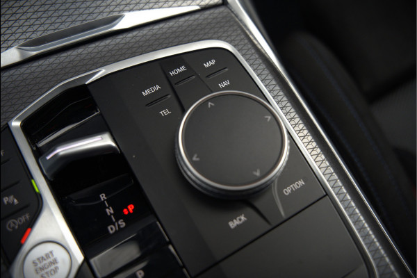 BMW 3 Serie Touring 330i xDrive High Excecutive M Sport | M Performance | Stoelverwarming | Camera | Navigatie | Parkeersensoren | Apple Carplay | Keyless | HIFI | Adaptive Cruise Control | DAB | LED | BTW | Fabrieksgarantie