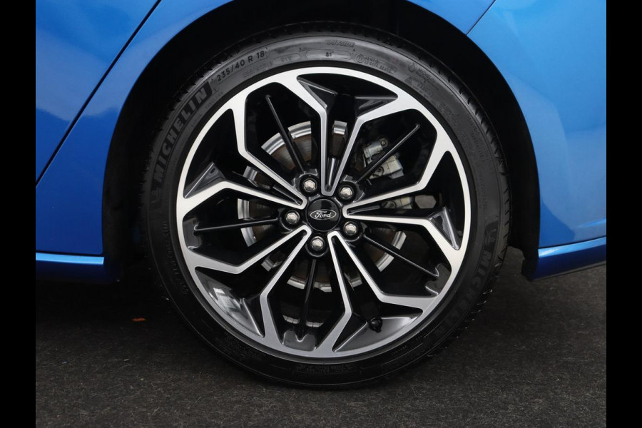 Ford Focus 1.0 EcoBoost Hybrid ST Line | Panoramadak | Adaptive cruise | Camera | B&O Sound | Carplay | Navigatie | Keyless | Full LED