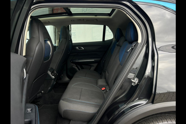 Lynk & Co 01 1.5 4X ZWART OP VOORRAAD NL Auto | PANO | TREKHAAK |