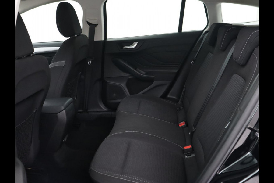Ford Focus 1.0 EcoBoost Trend Edition | Trekhaak | Carplay | Navigatie | Parkeerhulp | Cruise control | Airco | Bluetooth