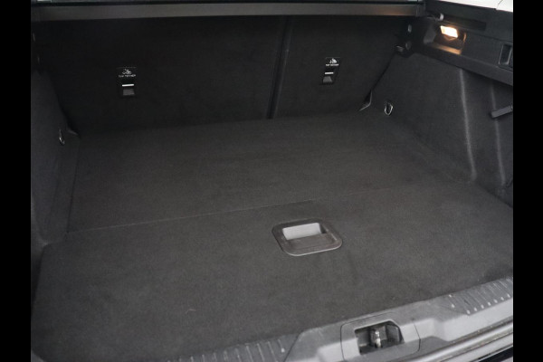 Ford Focus 1.0 EcoBoost Trend Edition | Trekhaak | Carplay | Navigatie | Parkeerhulp | Cruise control | Airco | Bluetooth