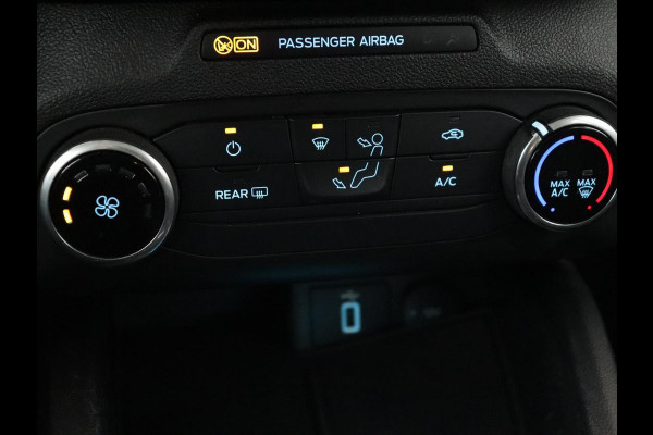 Ford Focus 1.0 EcoBoost Trend Edition | Trekhaak | Carplay | Navigatie | Parkeerhulp | Cruise control | Airco | Bluetooth