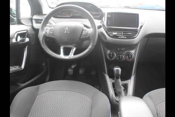 Peugeot 208 1.2 PureTech Signature | NAVIGATIE | APPLE CARPLAY | Peugeot 208 1.2 PureTech Signature | NAVIGATIE | APPLE CARPLAY |
