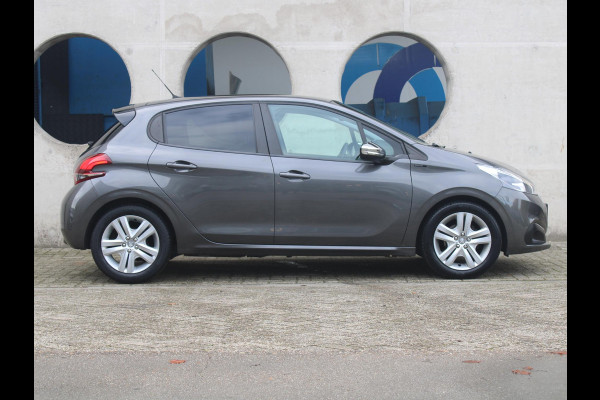 Peugeot 208 1.2 PureTech Signature | NAVIGATIE | APPLE CARPLAY | Peugeot 208 1.2 PureTech Signature | NAVIGATIE | APPLE CARPLAY |