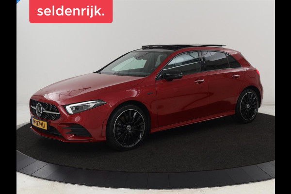 Mercedes-Benz A-Klasse 250e AMG | Panoramadak | 360 Camera | Burmester | Stoelverwarming | Adaptive cruise | Carplay | Sfeerverlichting | 19'' | Navigatie | Widescreen | Leder/Alcantara | PHEV | Plug In Mercedes-Benz A-Klasse 250e AMG | Panoramadak | 360 Camera | Burmester | Stoelverwarming | Adaptive cruise | Carplay | Sfeerverlichting | 19'' | Navigatie | Widescreen | Leder/Alcantara | PHEV | Plug In