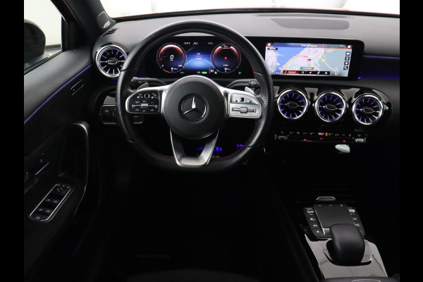 Mercedes-Benz A-Klasse 250e AMG | Panoramadak | 360 Camera | Burmester | Stoelverwarming | Adaptive cruise | Carplay | Sfeerverlichting | 19'' | Navigatie | Widescreen | Leder/Alcantara | PHEV | Plug In Mercedes-Benz A-Klasse 250e AMG | Panoramadak | 360 Camera | Burmester | Stoelverwarming | Adaptive cruise | Carplay | Sfeerverlichting | 19'' | Navigatie | Widescreen | Leder/Alcantara | PHEV | Plug In
