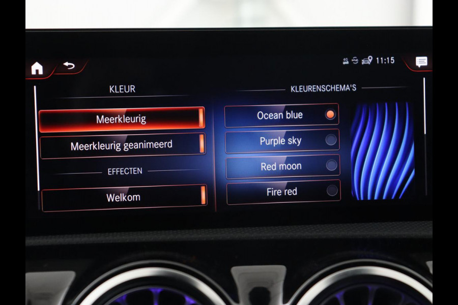 Mercedes-Benz A-Klasse 250e AMG | Panoramadak | 360 Camera | Burmester | Stoelverwarming | Adaptive cruise | Carplay | Sfeerverlichting | 19'' | Navigatie | Widescreen | Leder/Alcantara | PHEV | Plug In Mercedes-Benz A-Klasse 250e AMG | Panoramadak | 360 Camera | Burmester | Stoelverwarming | Adaptive cruise | Carplay | Sfeerverlichting | 19'' | Navigatie | Widescreen | Leder/Alcantara | PHEV | Plug In
