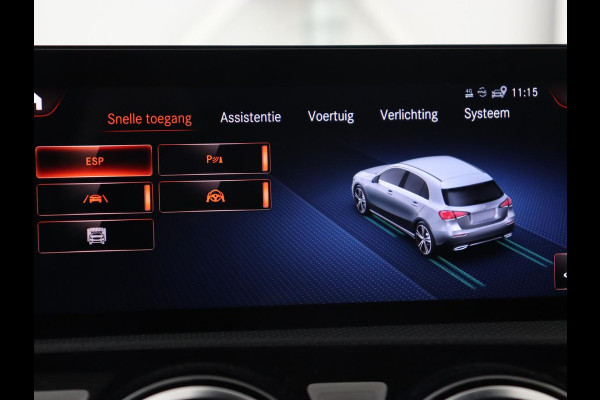 Mercedes-Benz A-Klasse 250e AMG | Panoramadak | 360 Camera | Burmester | Stoelverwarming | Adaptive cruise | Carplay | Sfeerverlichting | 19'' | Navigatie | Widescreen | Leder/Alcantara | PHEV | Plug In Mercedes-Benz A-Klasse 250e AMG | Panoramadak | 360 Camera | Burmester | Stoelverwarming | Adaptive cruise | Carplay | Sfeerverlichting | 19'' | Navigatie | Widescreen | Leder/Alcantara | PHEV | Plug In