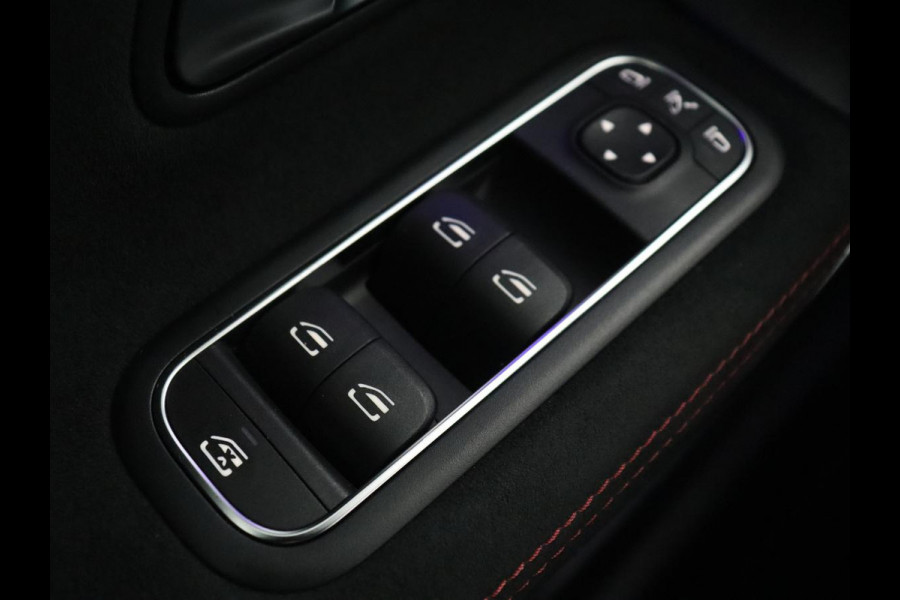 Mercedes-Benz A-Klasse 250e AMG | Panoramadak | 360 Camera | Burmester | Stoelverwarming | Adaptive cruise | Carplay | Sfeerverlichting | 19'' | Navigatie | Widescreen | Leder/Alcantara | PHEV | Plug In Mercedes-Benz A-Klasse 250e AMG | Panoramadak | 360 Camera | Burmester | Stoelverwarming | Adaptive cruise | Carplay | Sfeerverlichting | 19'' | Navigatie | Widescreen | Leder/Alcantara | PHEV | Plug In