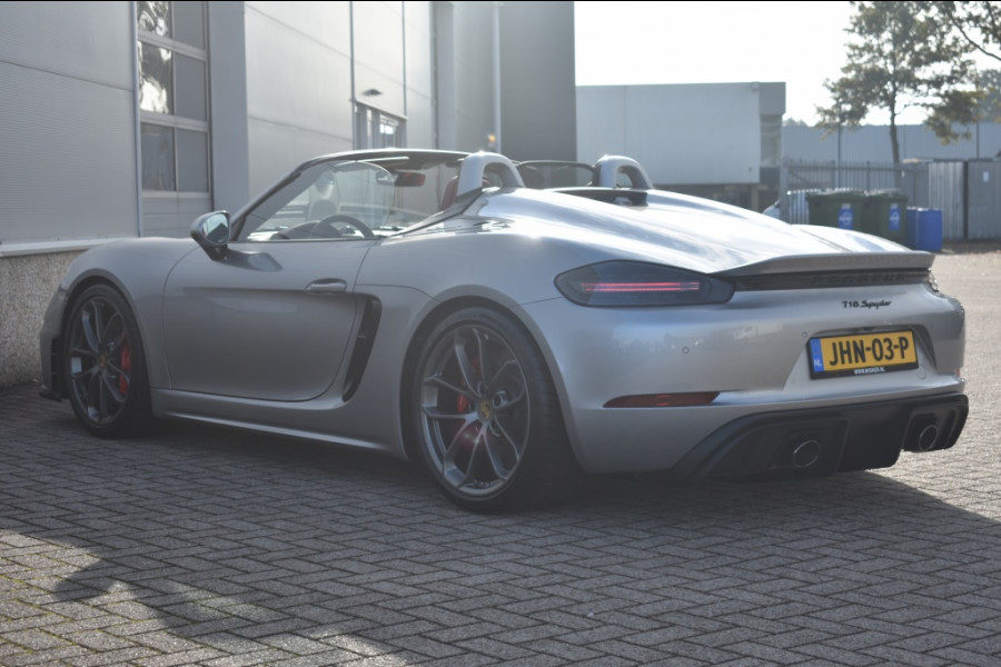 Porsche 718 Spyder 4.0 3.365 KM! FULL LED! PARKEERPAKKET!