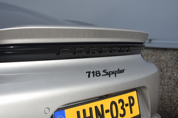 Porsche 718 Spyder 4.0 3.365 KM! FULL LED! PARKEERPAKKET!