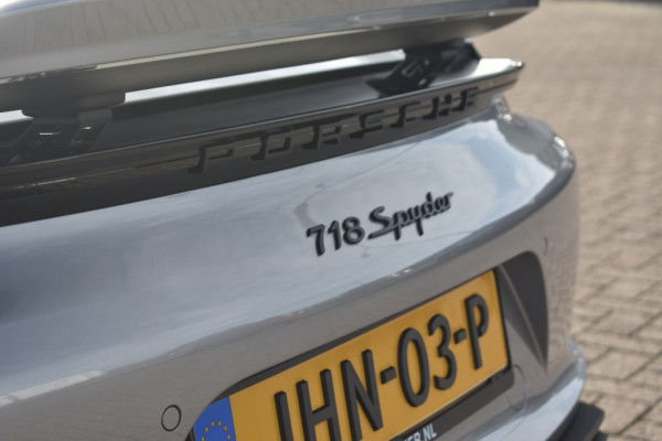 Porsche 718 Spyder 4.0 3.365 KM! FULL LED! PARKEERPAKKET!