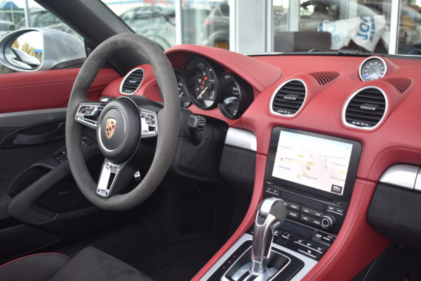 Porsche 718 Spyder 4.0 3.365 KM! FULL LED! PARKEERPAKKET!