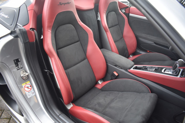 Porsche 718 Spyder 4.0 3.365 KM! FULL LED! PARKEERPAKKET!