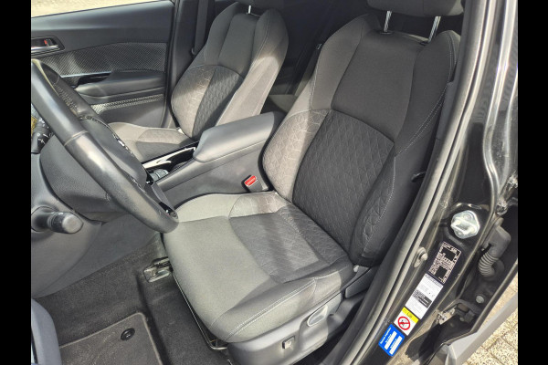 Toyota C-HR 2.0 Hybrid 184PK First Edition ,trekhaak,stoelverwarming,navigatie/camera,cruise,