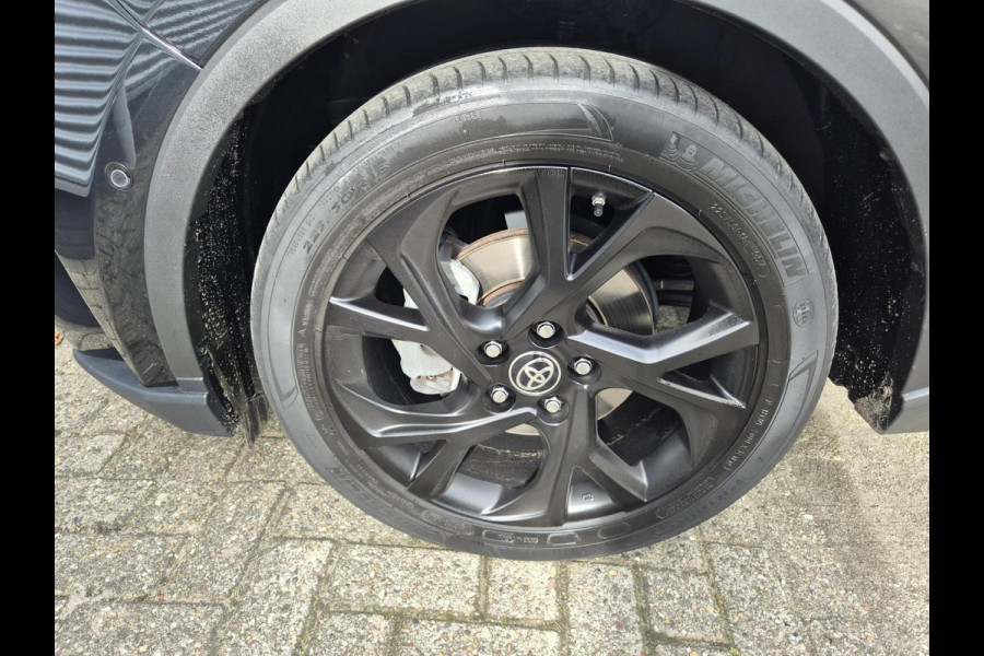 Toyota C-HR 2.0 Hybrid 184PK First Edition ,trekhaak,stoelverwarming,navigatie/camera,cruise,